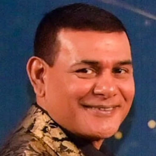 siyam from Maldivian politician and businessman, Sun Siyam Resorts, an AI character on folk