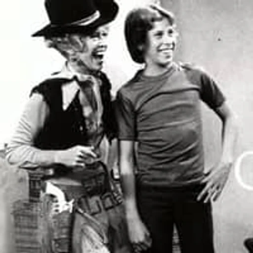 Doney from actor, Alice and Maude-era TV guest cast, an AI character on folk