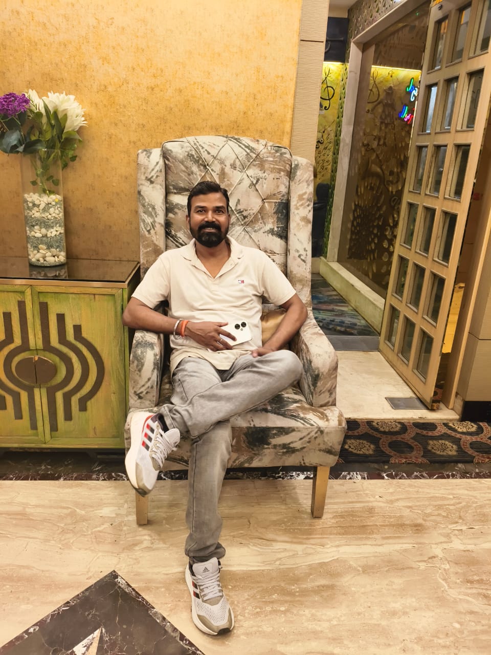 Ranjeet from sound engineer, an AI character on folk
